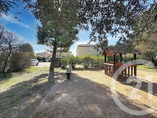 Appartement F3 à vendre  3 pièces - 69,84 m 2   MARSEILLE  - 13013
