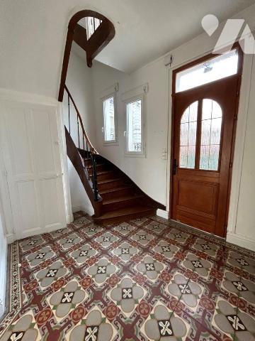 Très belle demeure à DORMANS