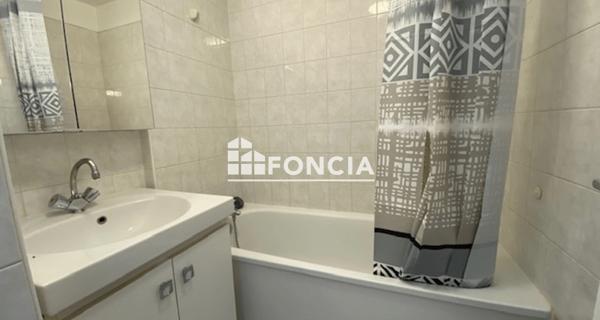 Location Appartement 3 pièces 43.83 m² - Pontault-combault 77340