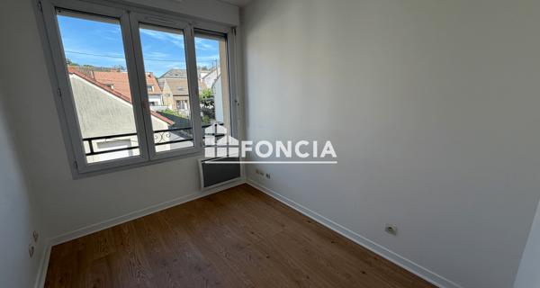Location Appartement 3 pièces 43.83 m² - Pontault-combault 77340