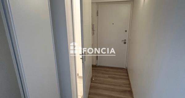 Location Appartement 3 pièces 79.32 m² - Sceaux 92330