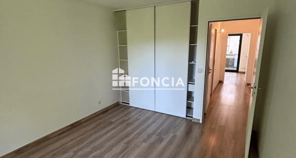 Location Appartement 3 pièces 79.32 m² - Sceaux 92330