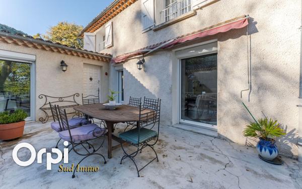 Maison à vendre    5 pièces •  Le Pouzin