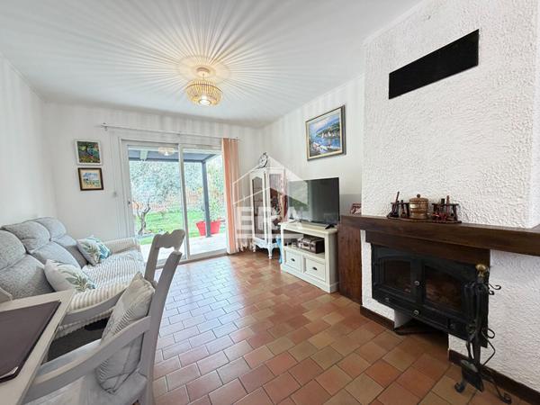 Maison Les Mees+garage+3 chambres+ cabanon jardin