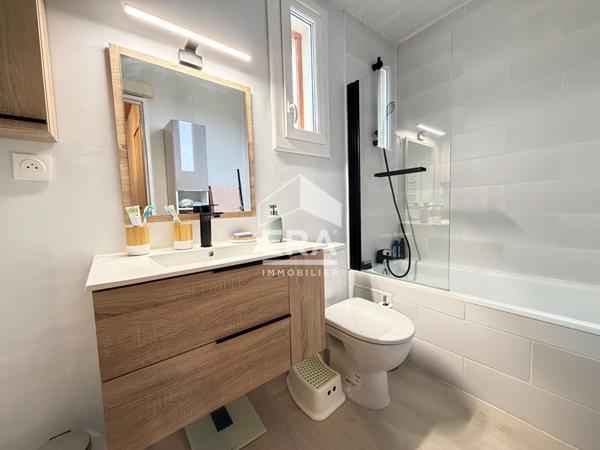 Maison Les Mees+garage+3 chambres+ cabanon jardin