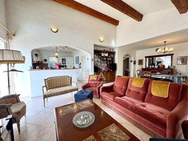 Maison Six Fours Les Plages 4 pièce(s) 137 m2