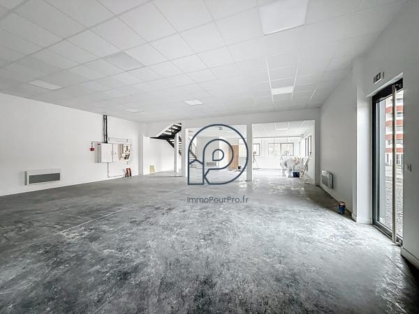 Tourcoing – Cellule neuve 370 m² (entrepôt + bureaux) – À vendre