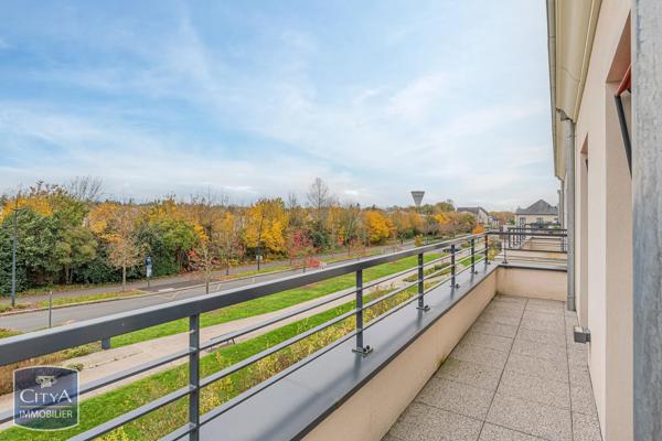 Appartement à vendre 4 pièces 98m² Saint-Cyr-sur-Loire (37540)