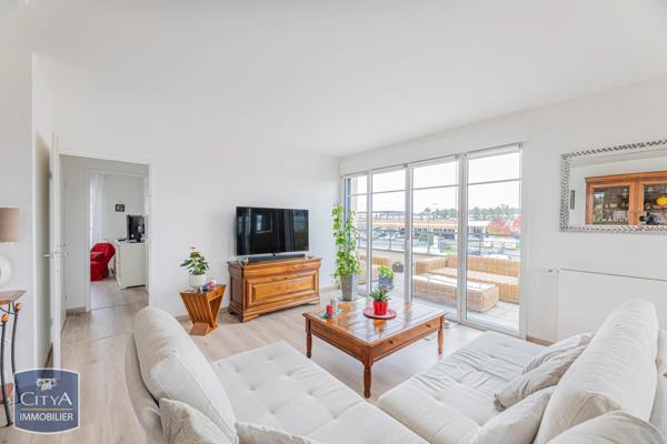Appartement à vendre 4 pièces 98m² Saint-Cyr-sur-Loire (37540)