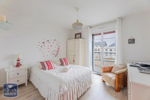 Appartement à vendre 4 pièces 98m² Saint-Cyr-sur-Loire (37540)