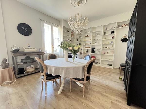 COUP DE COEUR - Maison de charme en pierres avec 2 gites - Terrain avec piscine