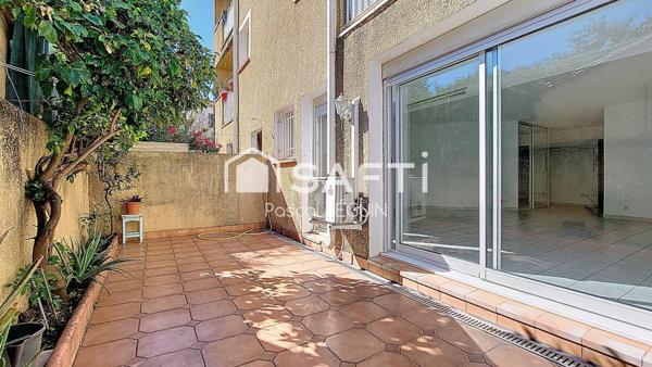 3 PIECES - 2 PLACES DE PKG - COUR PRIVÉE