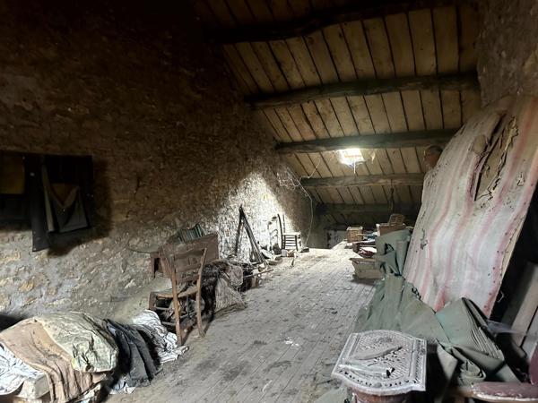 Maison à vendre avec grange attenante et terrain VITTEAUX (21)