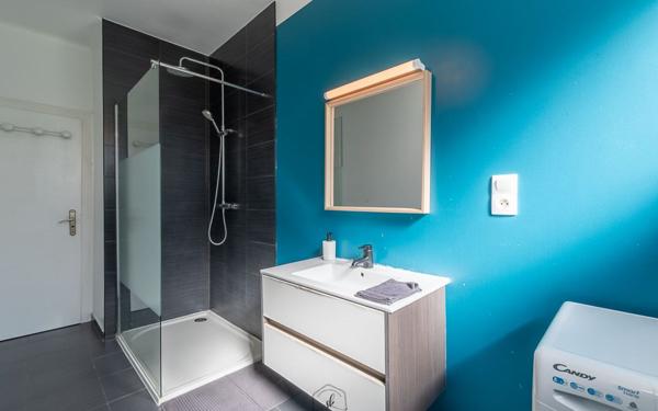 Immeuble à vendre    8 pièces •  Basse-Ham