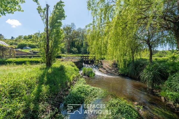 Moulin historique et ses dépendances au coeur de la nature