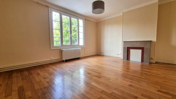 Appartement à louer    3 pièces •  Caen