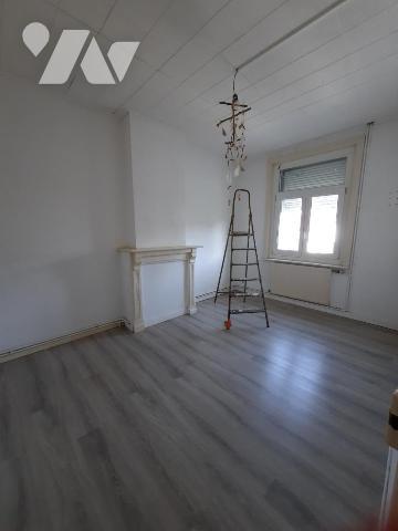 IMMEUBLE A USAGE MIXTE 
