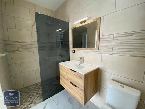 Maison à louer 4 pièces 94m²