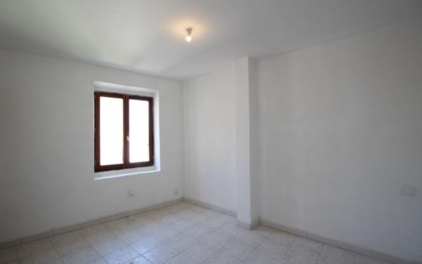 Maison à vendre    6 pièces •  Marguerittes