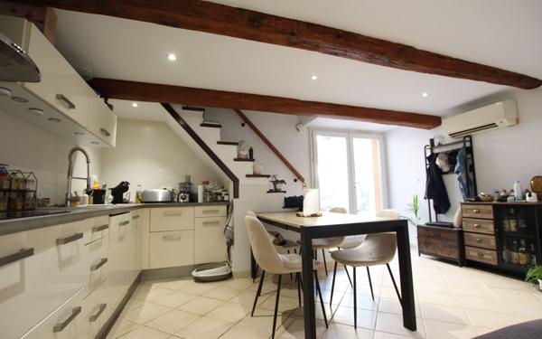 Maison à vendre    6 pièces •  Marguerittes