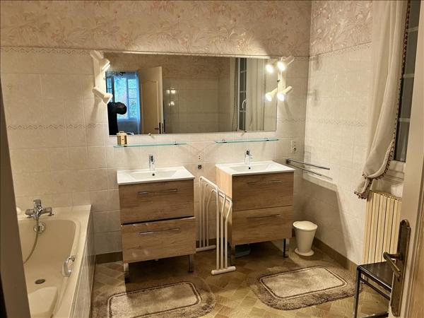 Maison à vendre |  Forgès |  4 pièces | 105 m²