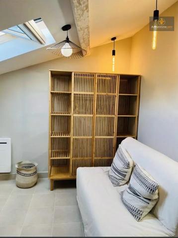 Vente                                                      Appartement
                        
                     1 pièces                      10 m2                     à Nice