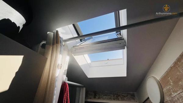 Vente                                                      Appartement
                        
                     1 pièces                      10 m2                     à Nice