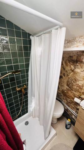 Vente                                                      Appartement
                        
                     1 pièces                      10 m2                     à Nice