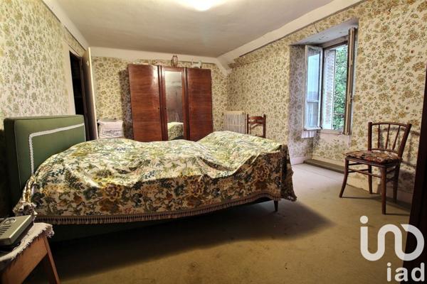 Maison traditionnelle 4 pièces de 83 m² à La Ferté-Macé (61600)