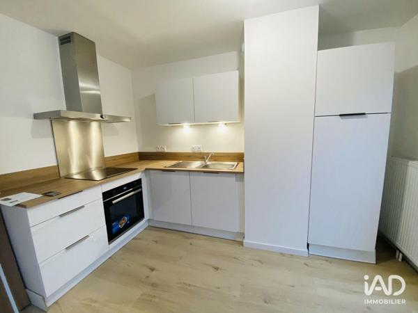 Location appartement 4 pièces 83 m² Verlinghem