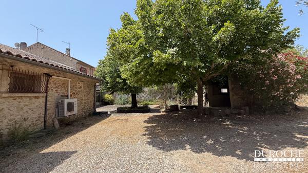 Maison de caractère avec jardin et dépendance — Piolenc (200 m² + potentiel)