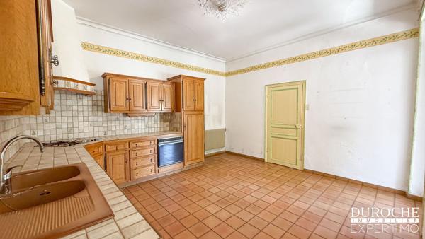 Maison de caractère avec jardin et dépendance — Piolenc (200 m² + potentiel)