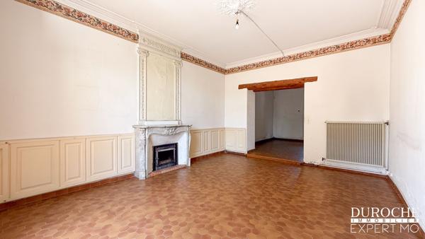 Maison de caractère avec jardin et dépendance — Piolenc (200 m² + potentiel)