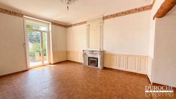Maison de caractère avec jardin et dépendance — Piolenc (200 m² + potentiel)