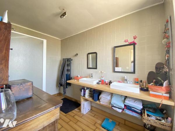 Locaux commerciaux et habitation