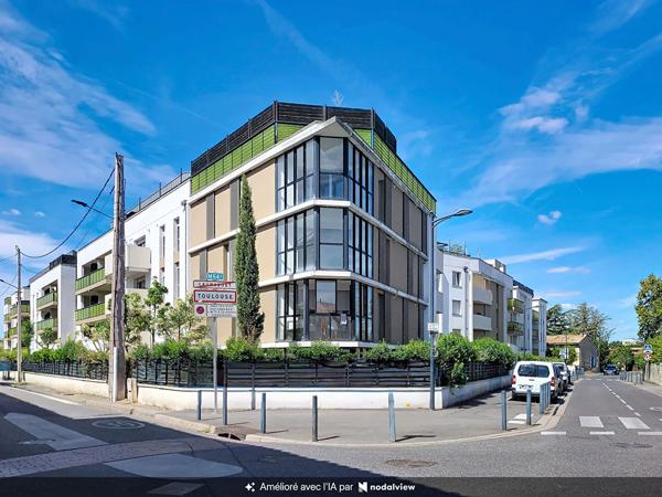 A VENDRE - TOULOUSE entre Lalande et Aucamville - Appartement T3 57m² et deux places de parking en sous-sol