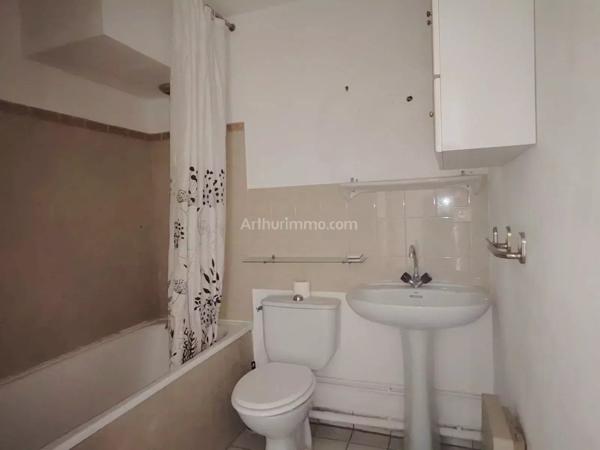 Vente                                                      Appartement
                        
                     1 pièces                      31 m2                     à Villeneuve-Saint-Georges