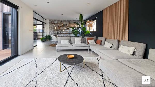 Maison d’Architecte Contemporaine avec Dépendance – 10 min de Nantes et de l’Aéroport