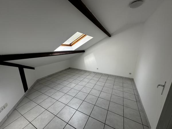 Appartement
         4 pièces
        - 104 m² 235 000 €*