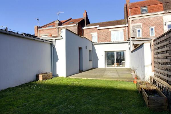 Maison Lomme 121m², 3 chambres , jardin et dépendances.