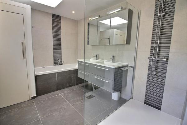 Maison Lomme 121m², 3 chambres , jardin et dépendances.
