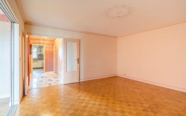 Appartement à vendre    3 pièces • 65 m2 Gagny