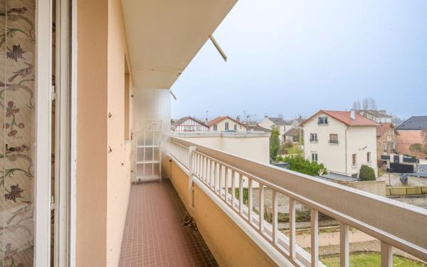 Appartement à vendre    3 pièces • 65 m2 Gagny