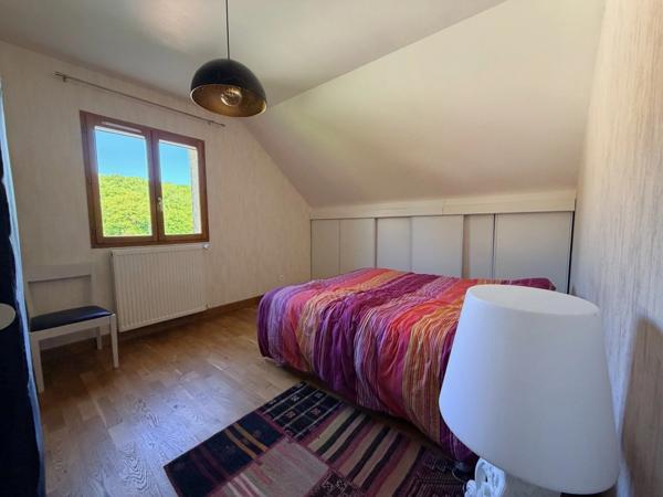 PRAUTHOY BELLE MAISON DE 6 PIECES AVEC GRAND JARDIN.