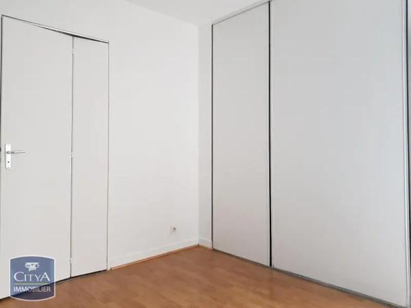 Appartement à louer 2 pièces 25.47m² Tours (37000)