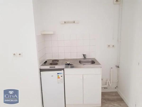 Appartement à louer 2 pièces 25.47m² Tours (37000)