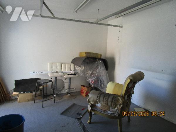 Maison d'habitation, en  excellent état d'entretien, partie mitoyenne, composée de 6 pièces sur 6 a