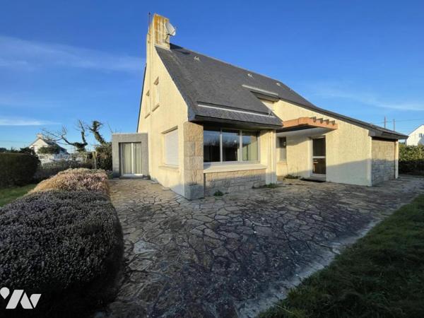 Saint Pierre Quiberon- Maison contemporaine avec 3 chambres dont une au rez-de-chaussée.