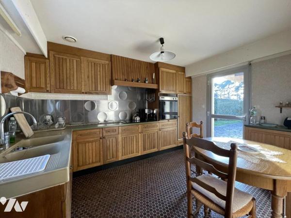 Saint Pierre Quiberon- Maison contemporaine avec 3 chambres dont une au rez-de-chaussée.