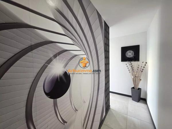Vente                                                      Maison
                        
                     5 pièces                      157 m2                     à Tarbes